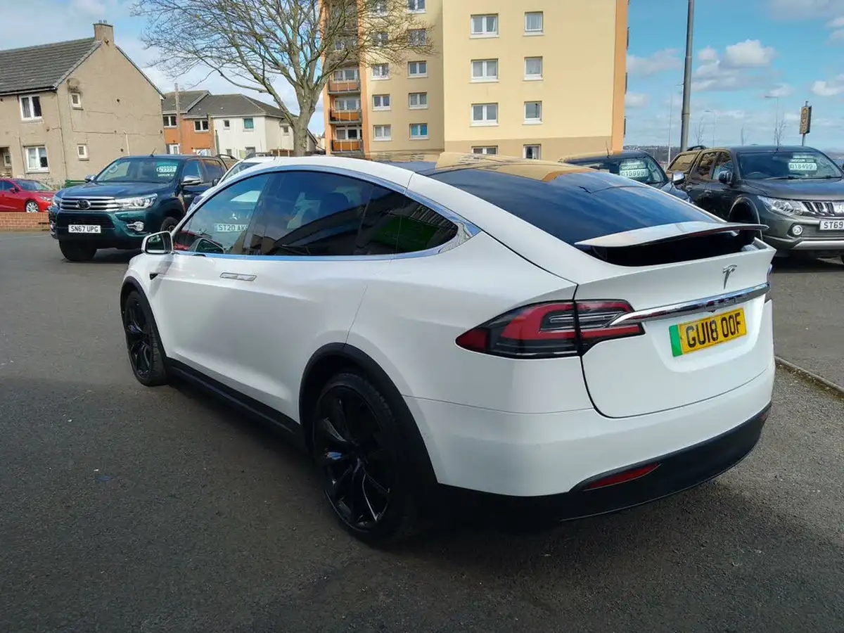 2018-tesla-model-x-e-75d-big-4
