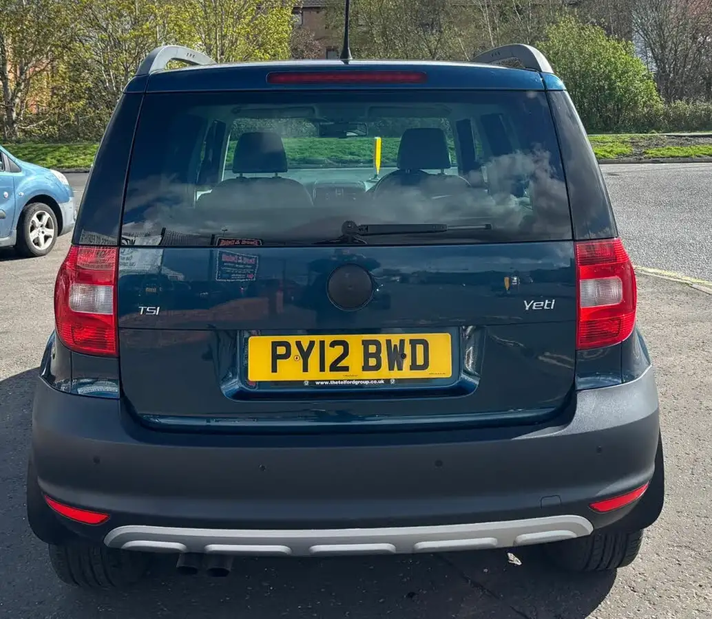 2012-skoda-yeti-14-elegance-big-12