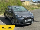 2017-toyota-yaris-15-vvt-i-icon-navi-small-0