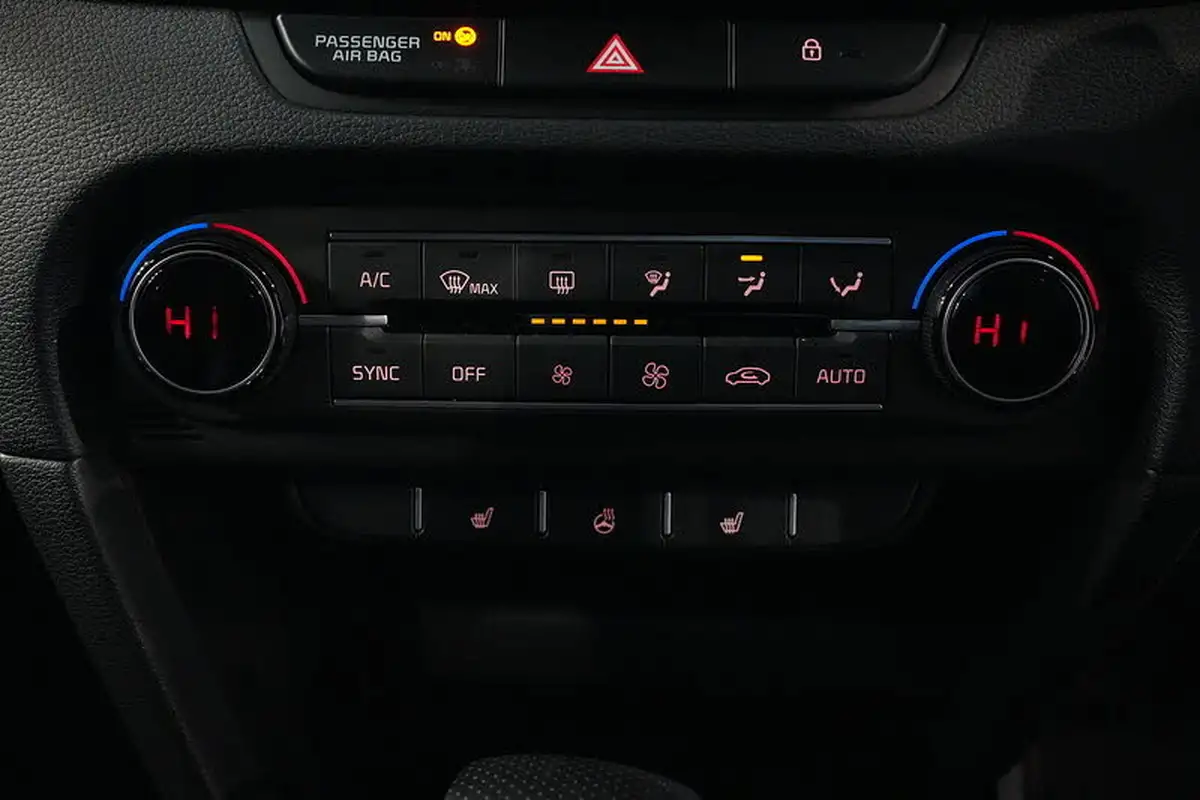 2021-kia-pro-ceed-16-t-gdi-gt-big-35