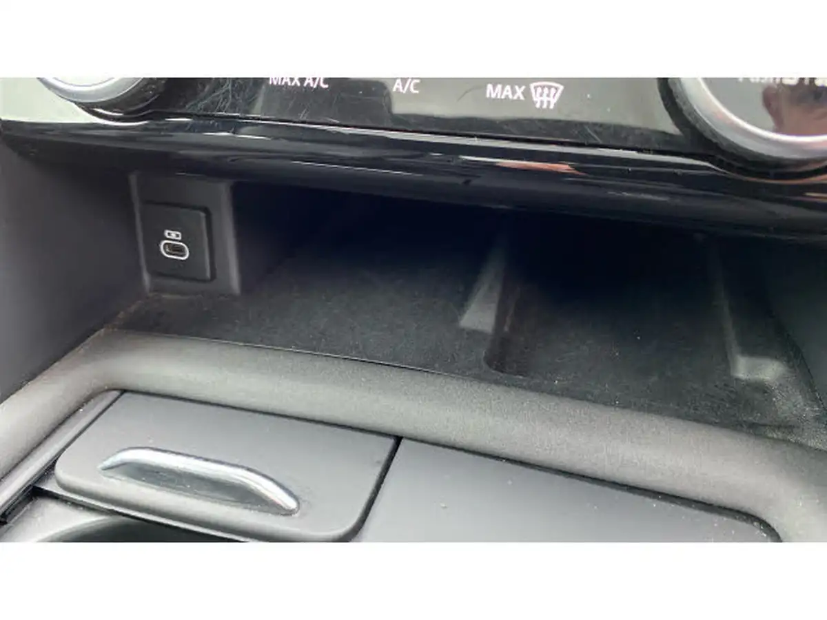 2021-land-rover-discovery-30-d300-r-dynamic-se-big-32