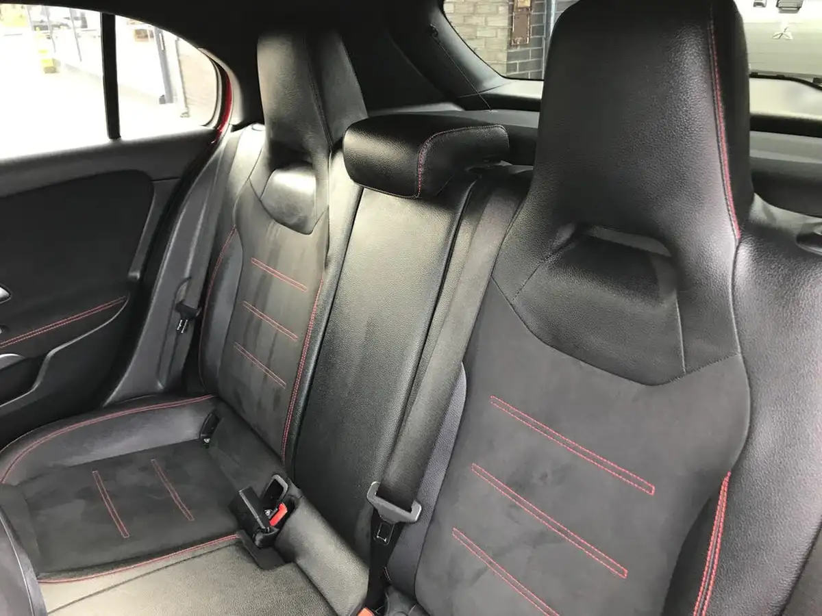 2019-mercedes-benz-a-class-15d-a180d-amg-line-executive-hatchback-5d-7g-dct-big-5