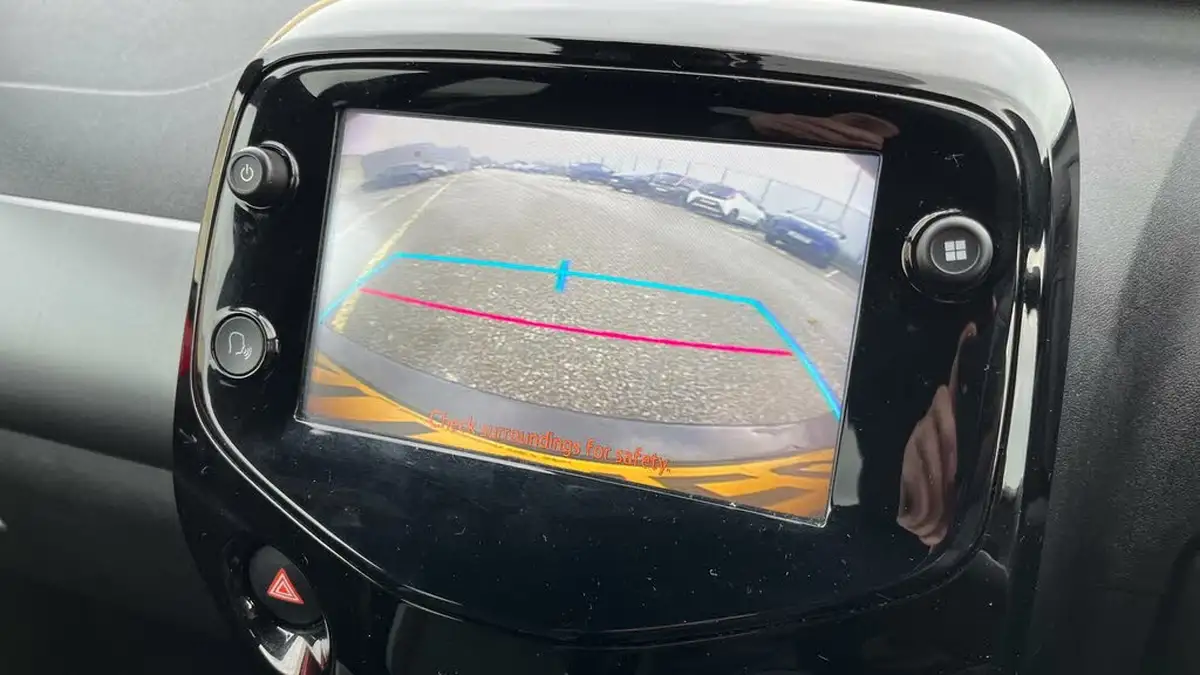 2021-toyota-aygo-10-vvt-i-x-trend-tss-x-shift-big-33