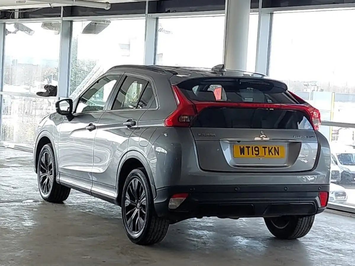 2019-mitsubishi-eclipse-cross-15-black-4wd-auto-big-1