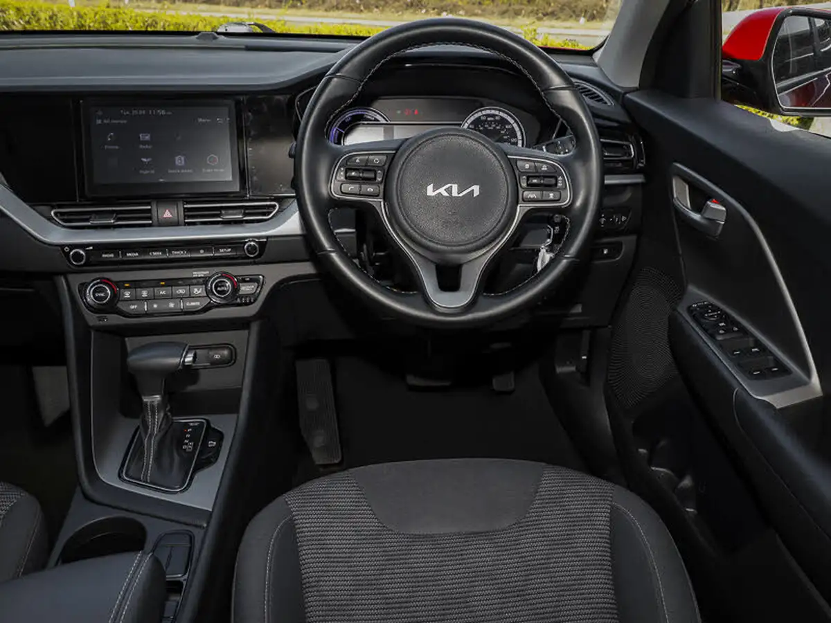 2022-kia-niro-16-gdi-2-139bhp-156kwh-big-17
