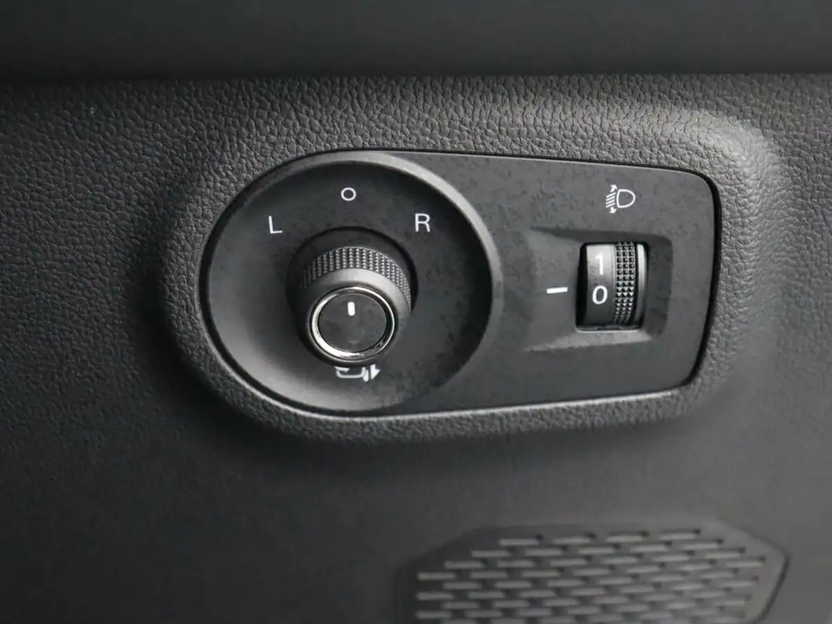 2023-mg-zs-suv-e-se-ev-176ps-big-35