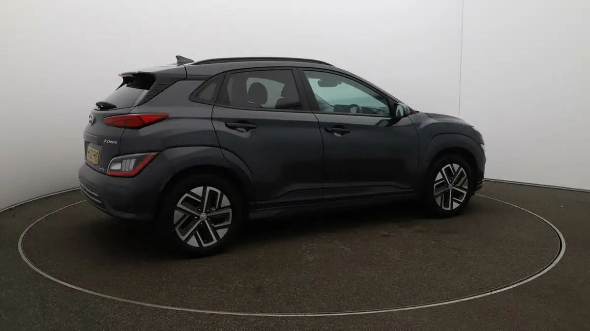 2022-hyundai-kona-e-premium-204ps-64kwh-7kw-obc-big-44