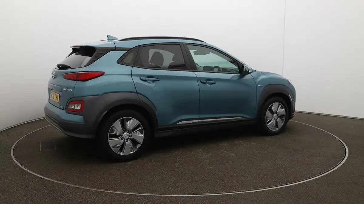 2020-hyundai-kona-e-premium-204ps-big-45