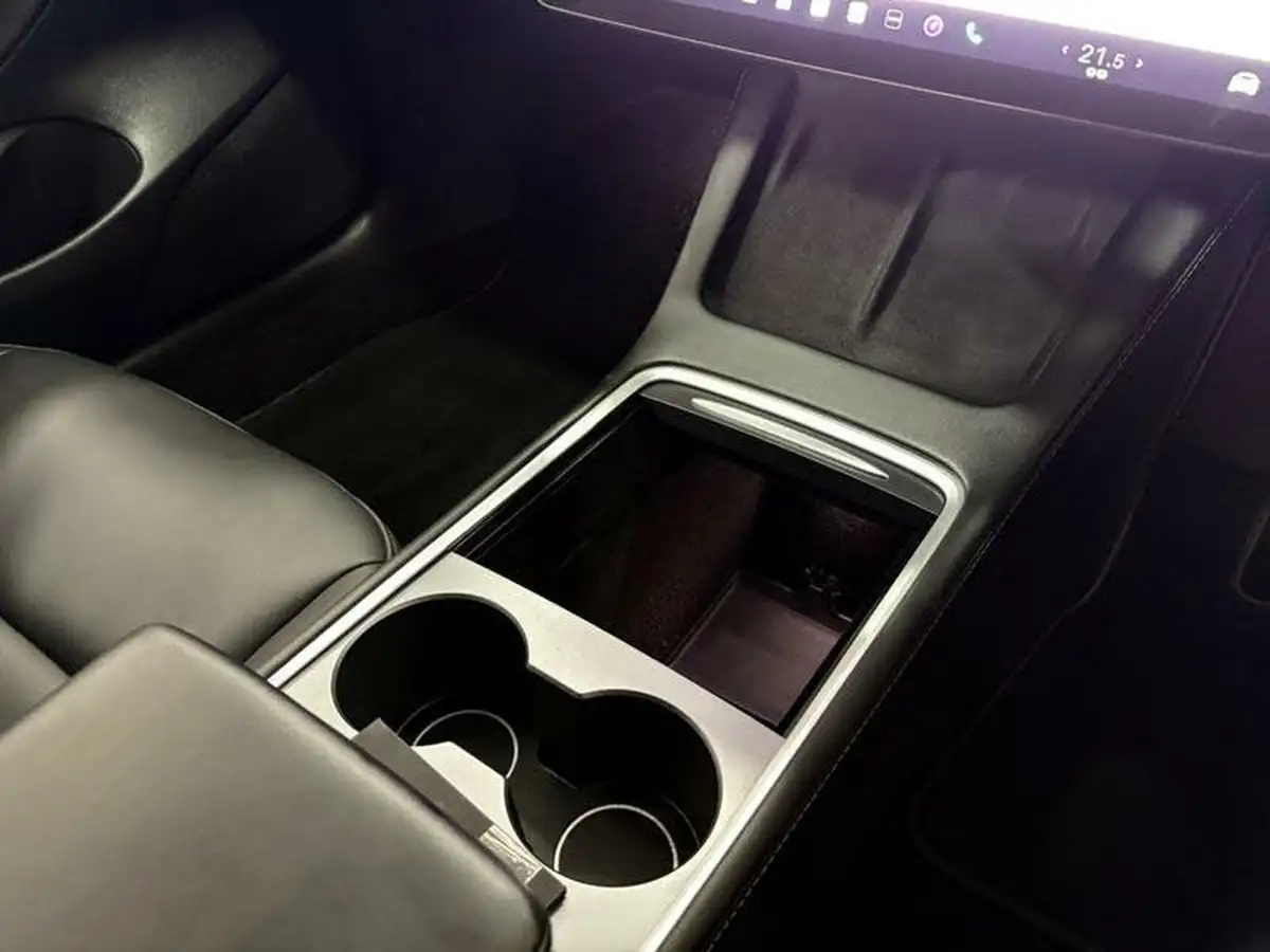 2023-tesla-model-3-e-long-range-346bhp-big-32