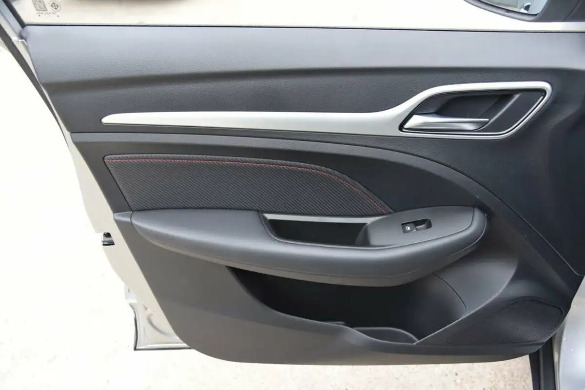 2022-mg-zs-suv-15-vti-tech-exclusive-big-45