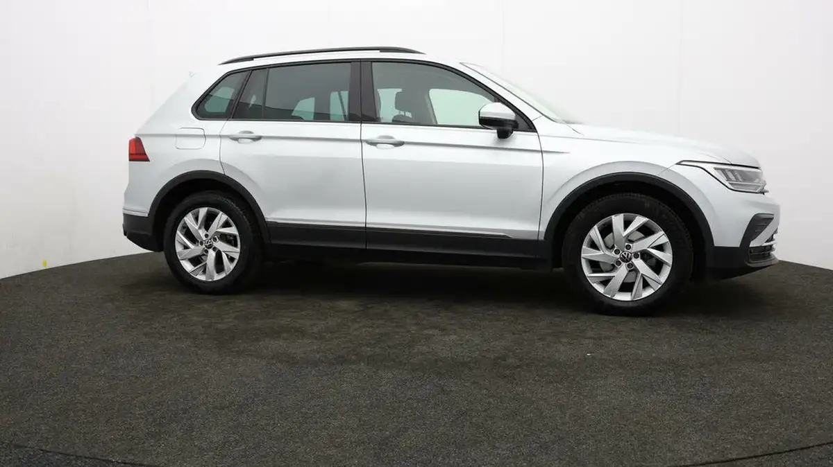 2021-volkswagen-tiguan-15-tsi-life-150ps-dsg-big-33