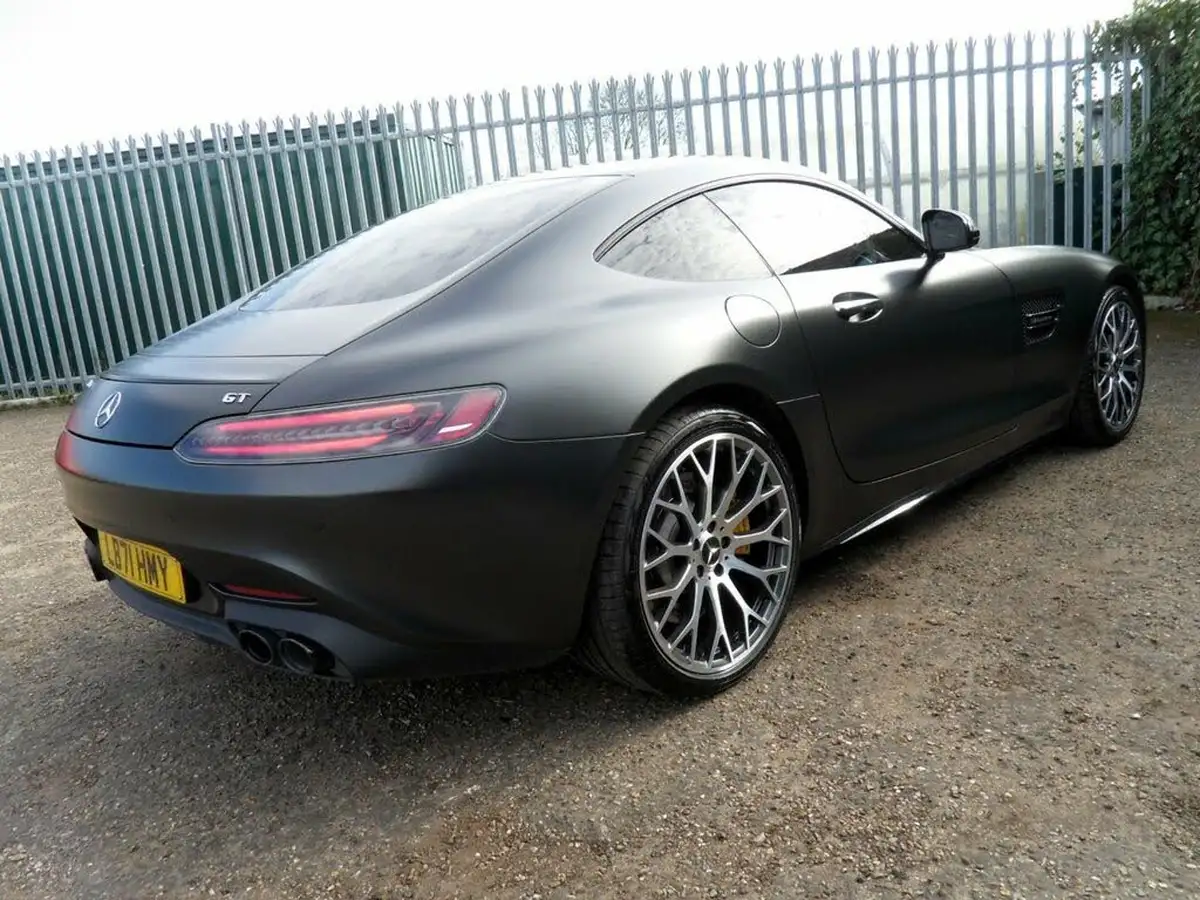 2021-mercedes-benz-amg-40-gt-night-edition-coupe-big-8