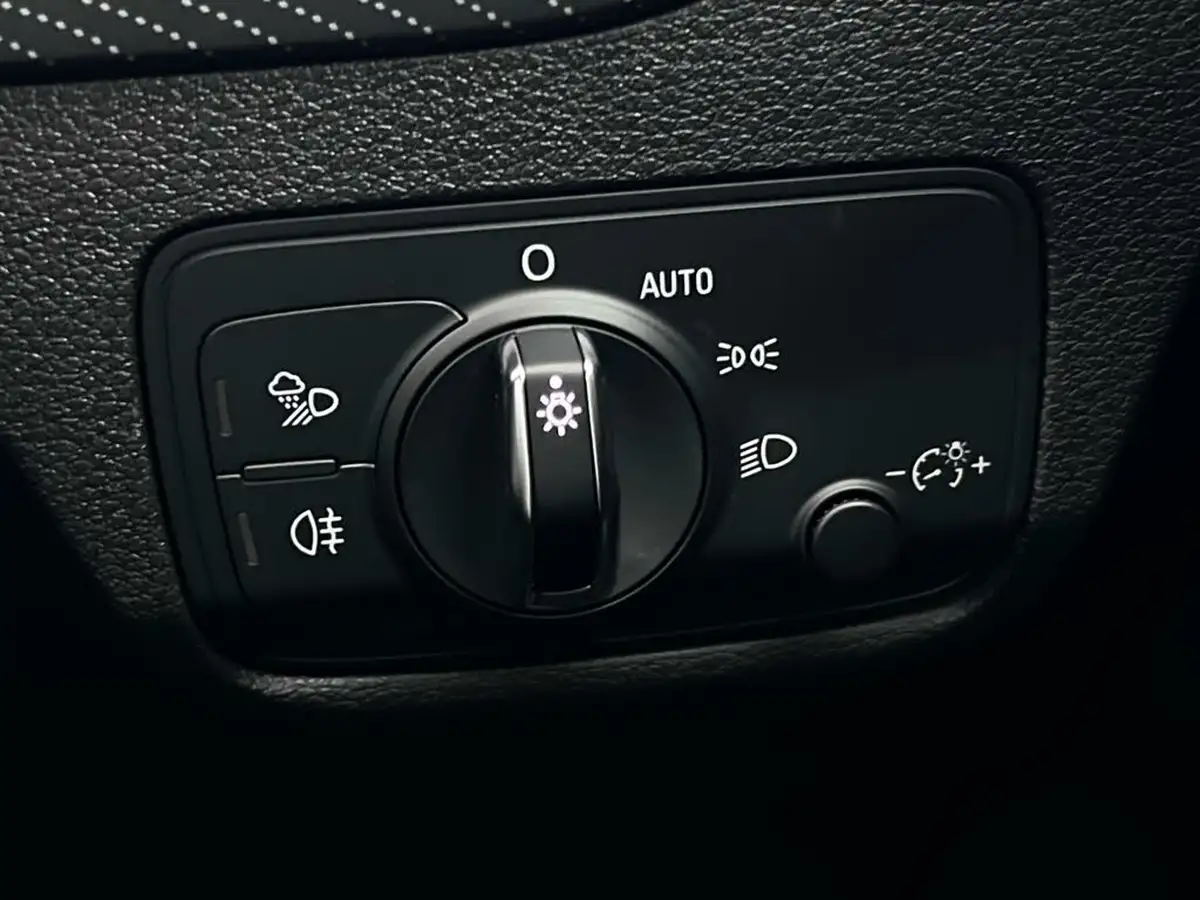 2017-audi-q2-20-tdi-s-line-big-23
