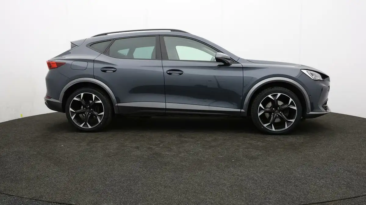 2021-cupra-formentor-14-e-hybrid-v2-big-32