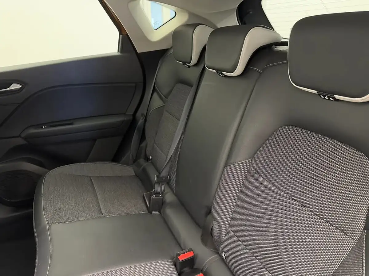 2021-renault-captur-13-tce-s-edition-140ps-big-9