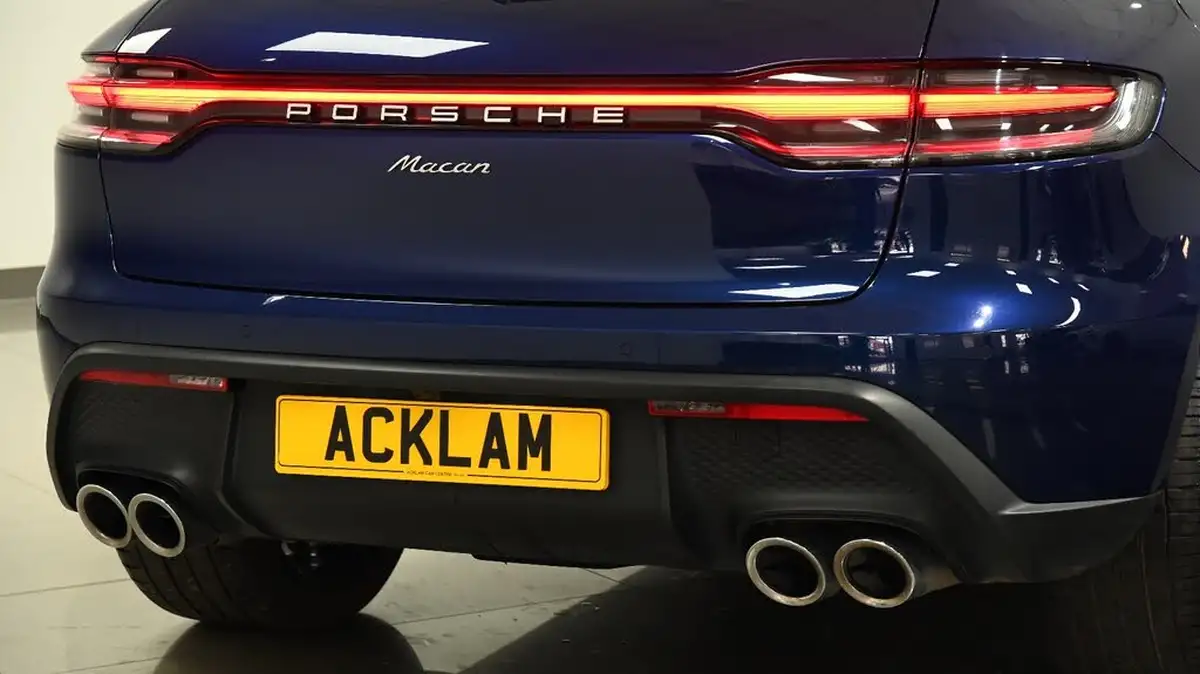 2021-porsche-macan-20-265ps-big-9