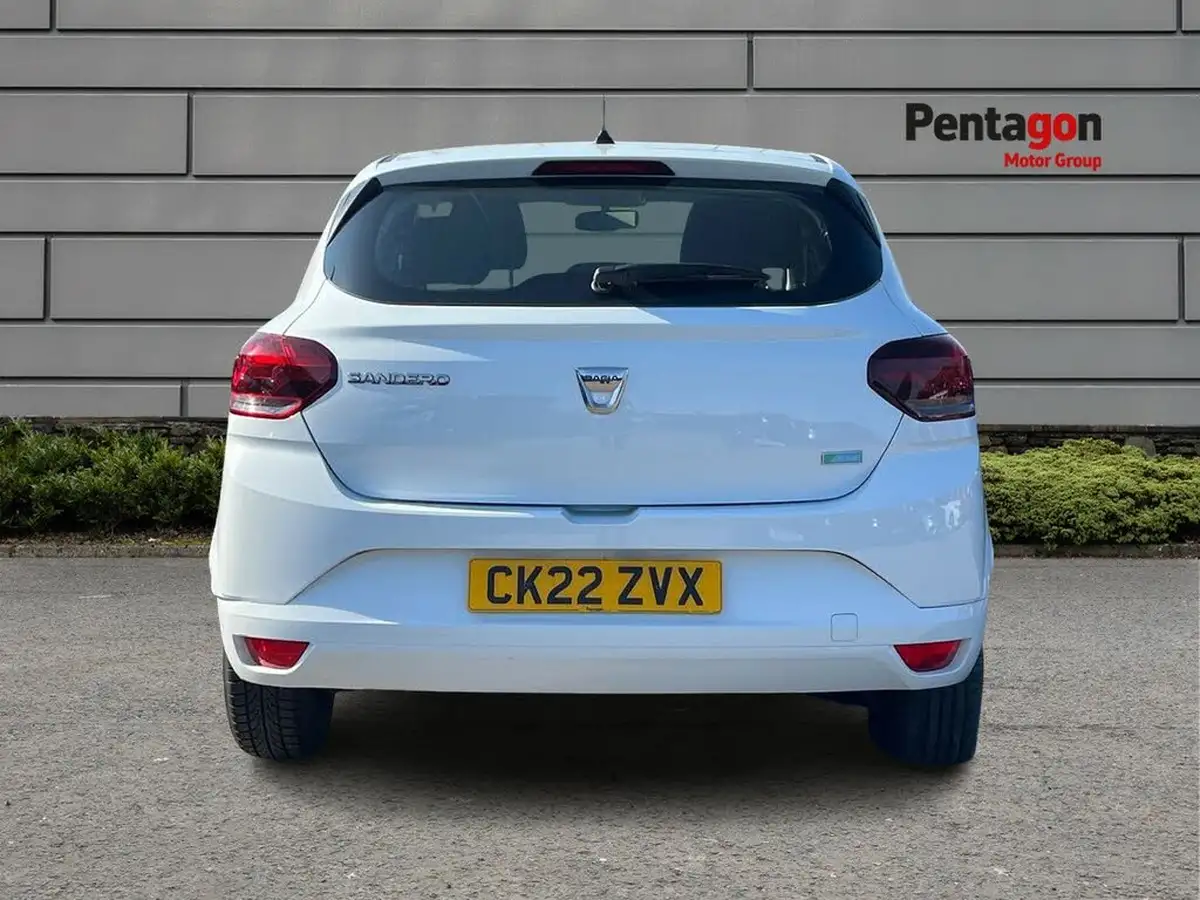2022-dacia-sandero-10-tce-essential-90bhp-big-13