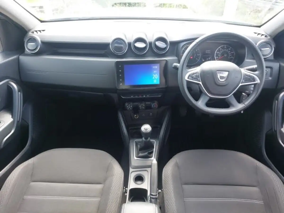 2022-dacia-duster-10-tce-comfort-90hpeu6d-4x2-window-van-big-2