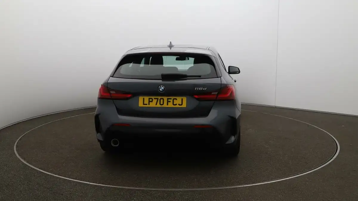 2021-bmw-1-series-15td-116d-m-sport-lcp-dct-big-50