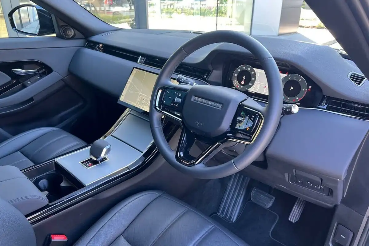 2024-land-rover-range-rover-evoque-20-d200-s-big-35