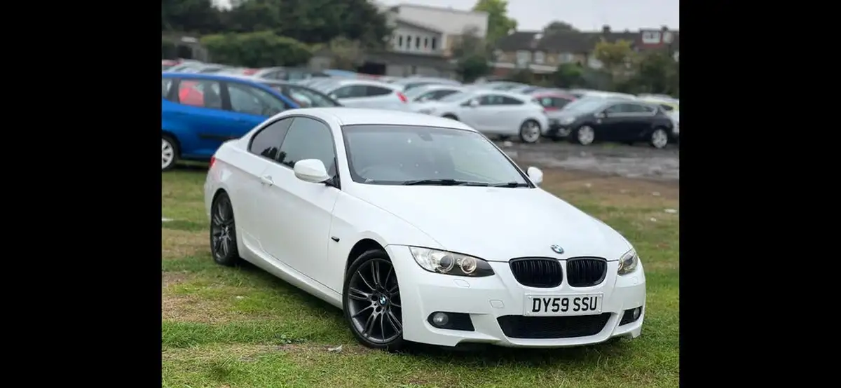 2009-bmw-3-series-20-320i-m-sport-coupe-2d-big-12