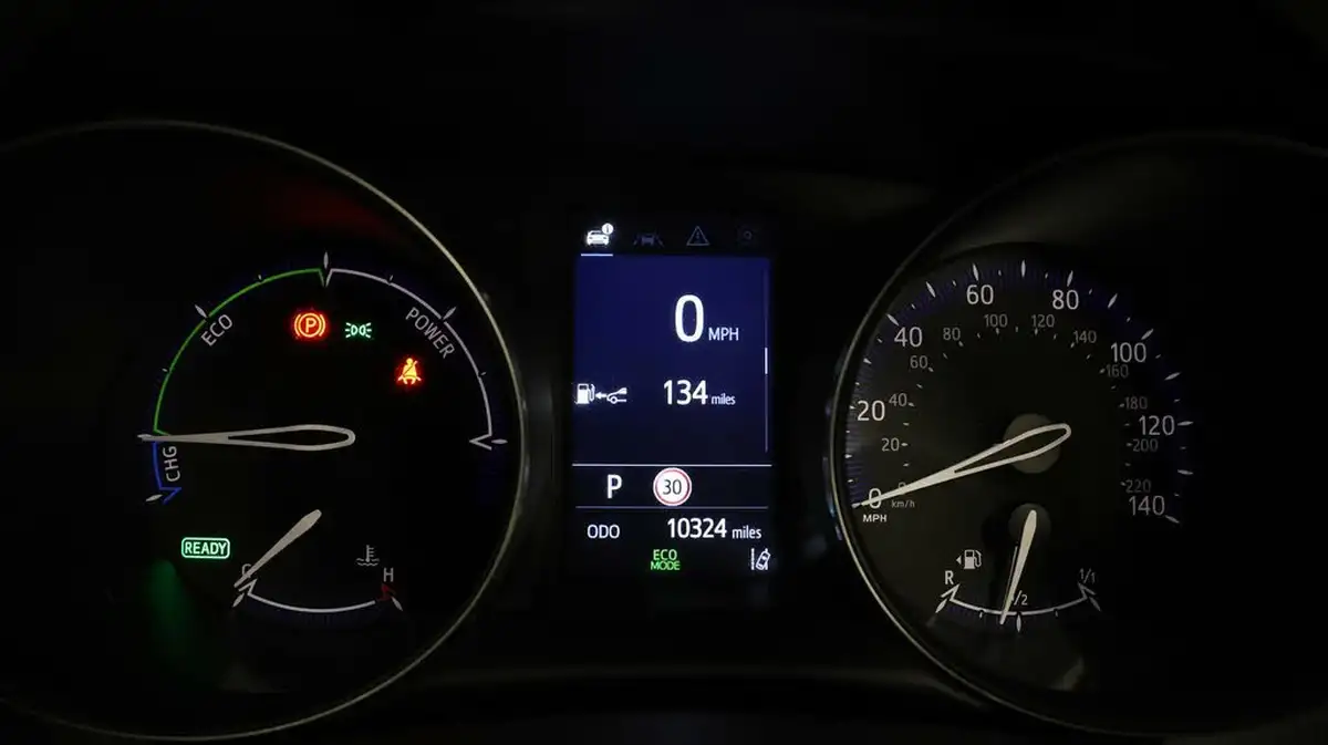2022-toyota-c-hr-18-vvt-i-excel-big-9