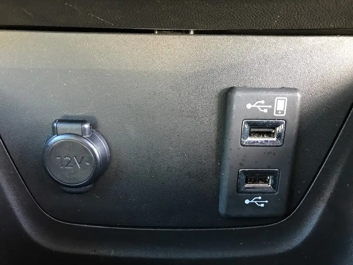 2022-vauxhall-crossland-12-elite-edition-130ps-auto-big-19