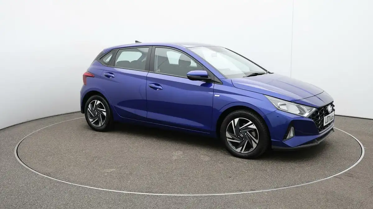 2022-hyundai-i20-10-t-gdi-se-connect-dct-big-38
