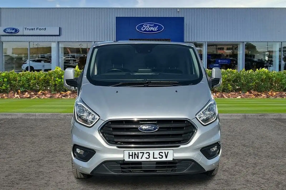 2023-ford-transit-custom-20tdci-280-l1h1-limited-130pseu6dt-panel-van-1997cc-big-10