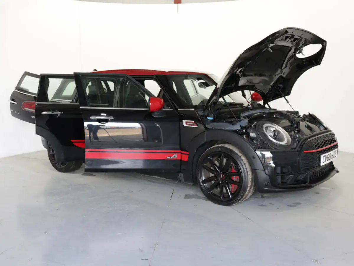 2019-mini-clubman-20-john-cooper-works-big-31