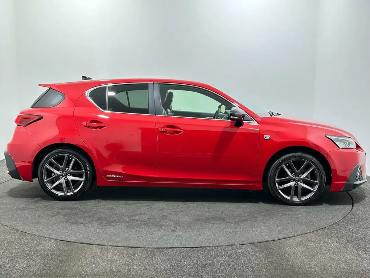 2020-lexus-ct-200h-18-f-sport-big-7