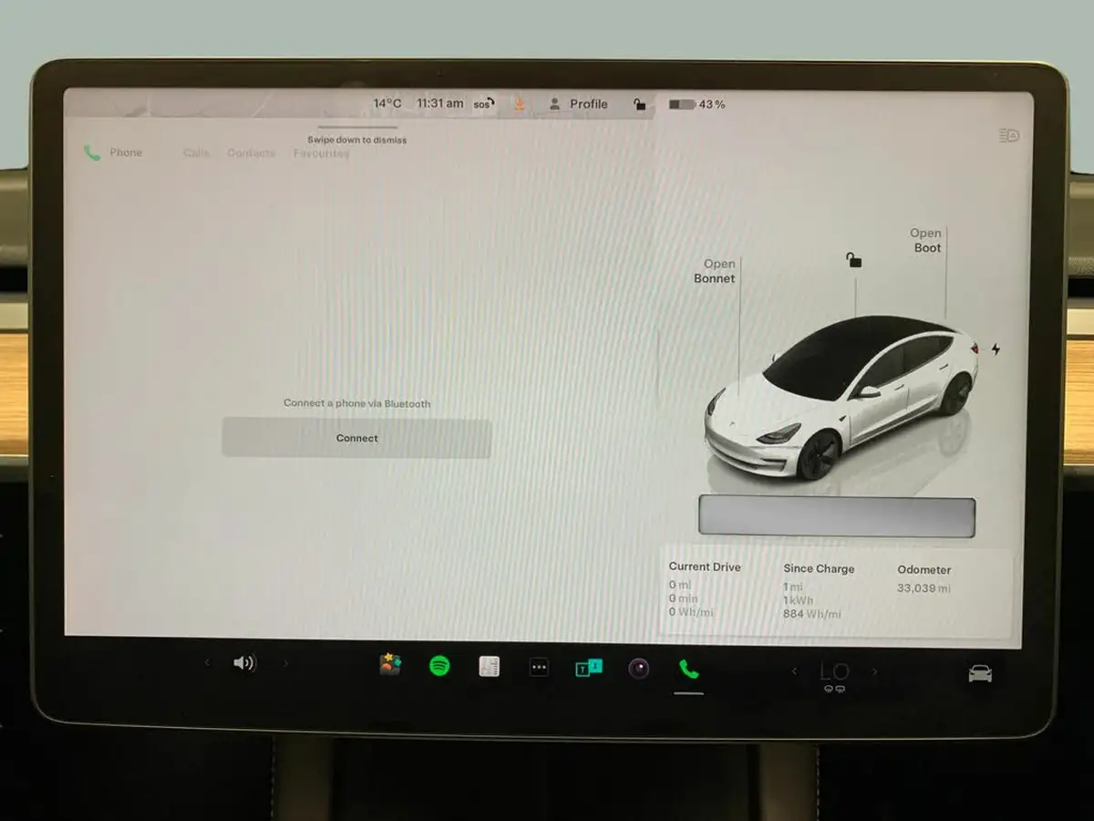 2022-tesla-model-3-e-long-range-big-13