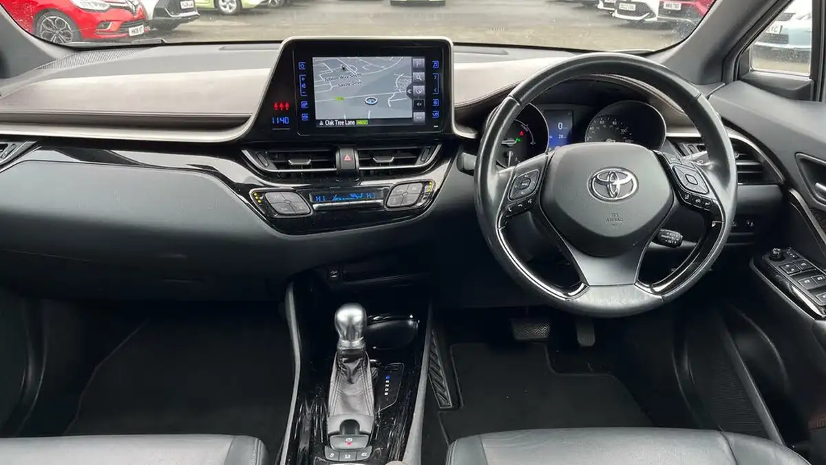 2018-toyota-c-hr-18-vvt-i-excel-big-4