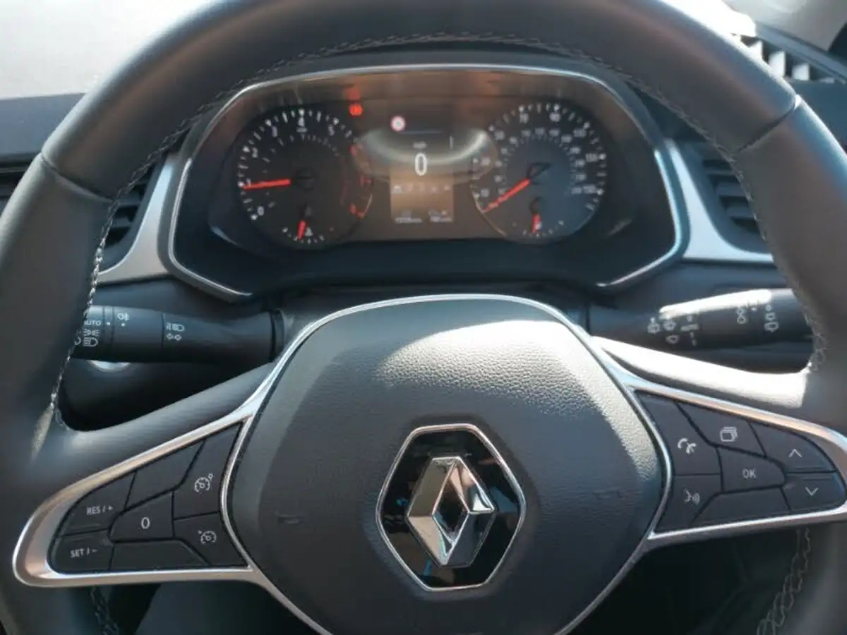 2021-renault-captur-10-tce-iconic-90ps-big-14