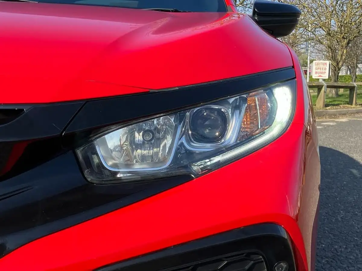2018-honda-civic-16-i-dtec-sr-hatchback-5d-big-12