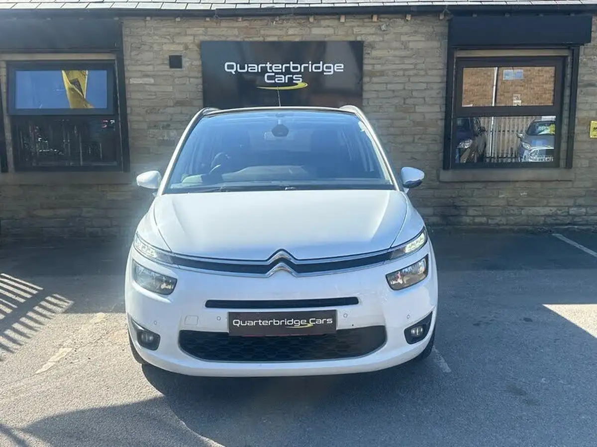 2015-citroen-grand-c4-picasso-16bluehdi-exclusive-big-1