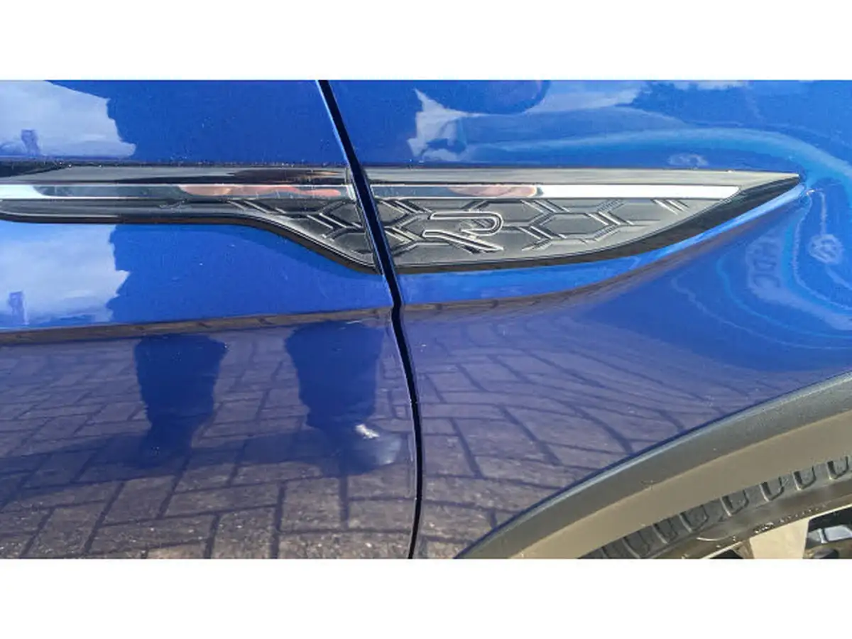 2022-volkswagen-taigo-10-tsi-r-line-big-22