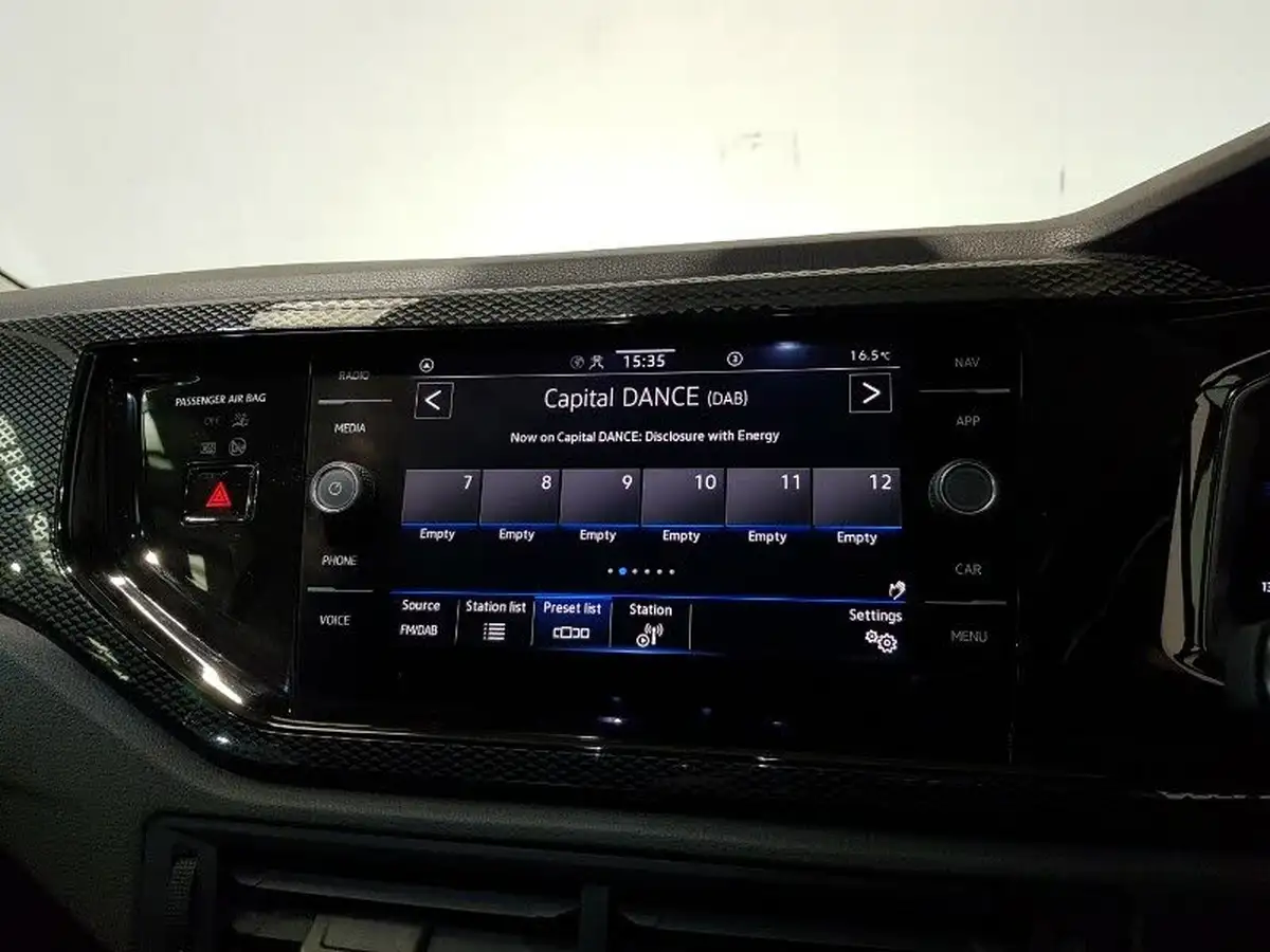 2023-volkswagen-taigo-10-tsi-life-95ps-big-10