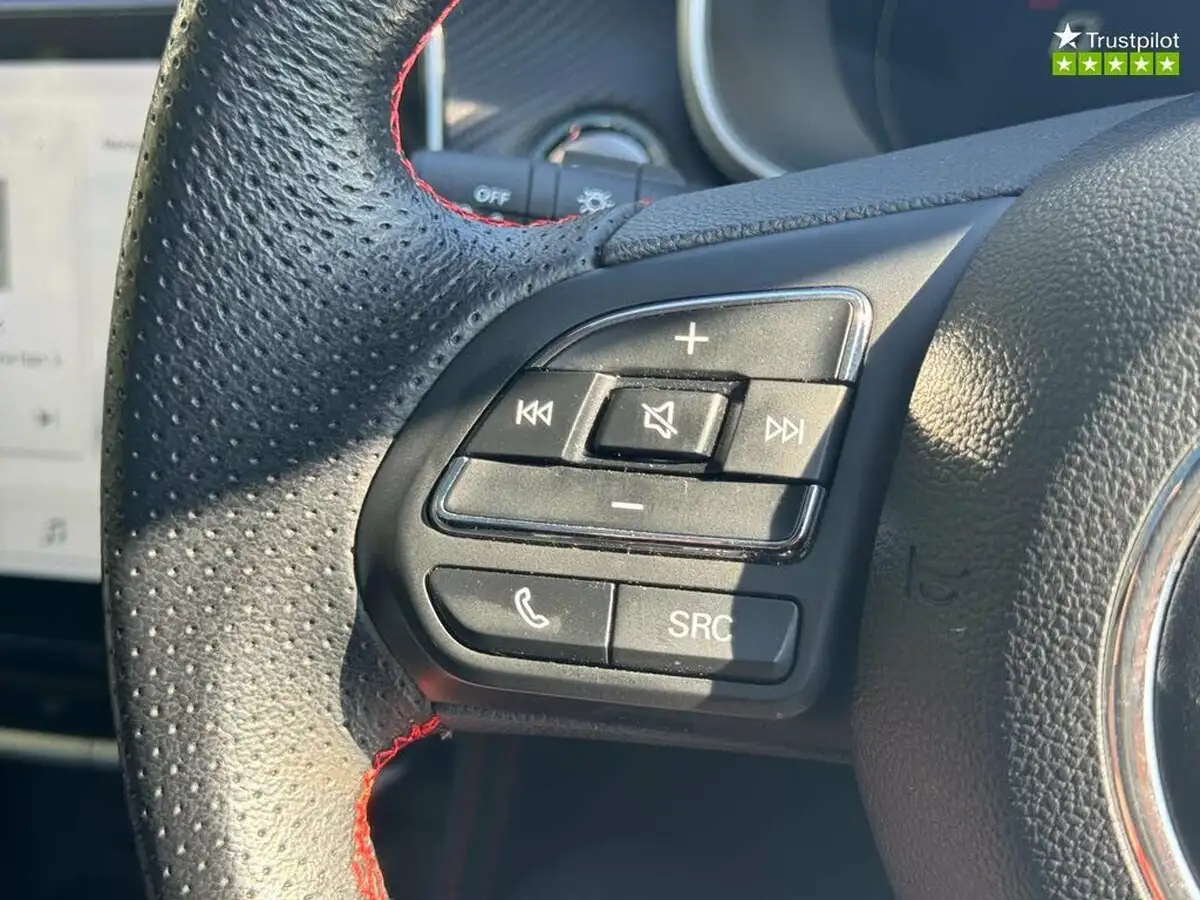 2022-mg-zs-suv-e-trophy-ev-156ps-long-range-big-10