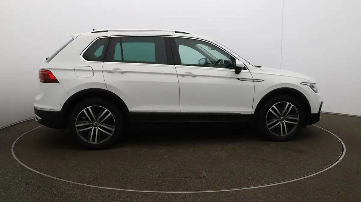 2021-volkswagen-tiguan-15-tsi-elegance-big-8
