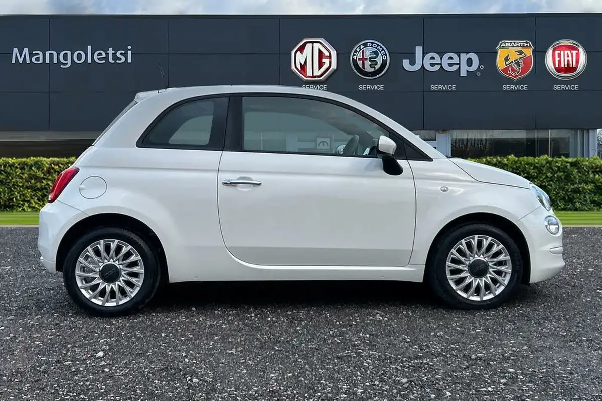 2020-fiat-500-10-lounge-big-3