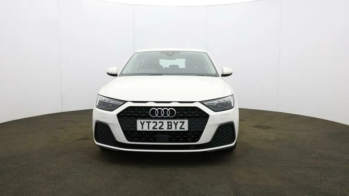 2022-audi-a1-10-25-tfsi-technik-big-35