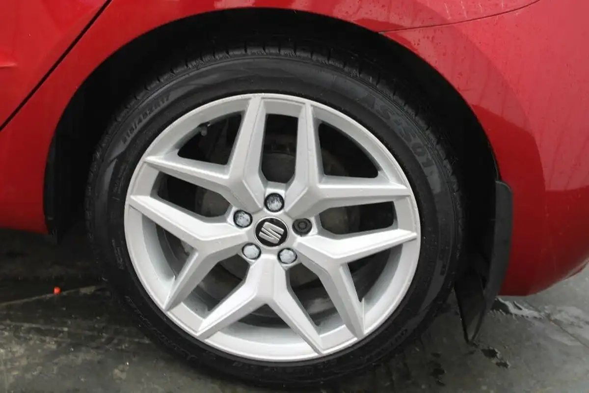 2018-seat-ibiza-10-tsi-fr-95ps-big-8