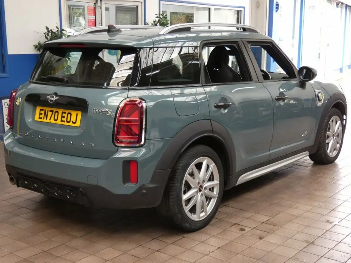 2021-mini-countryman-15-cooper-s-e-phev-sport-big-20