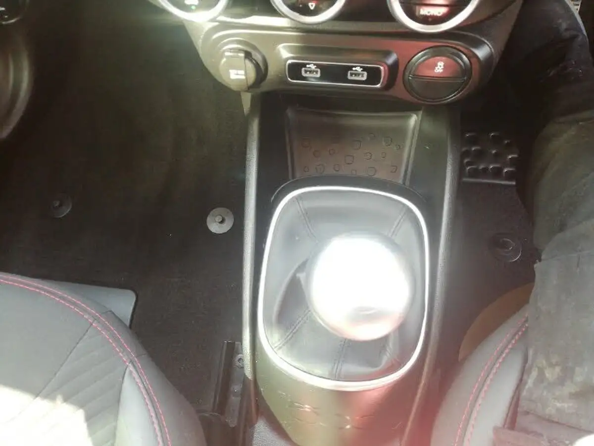 2021-fiat-500l-14-sport-ss-big-17