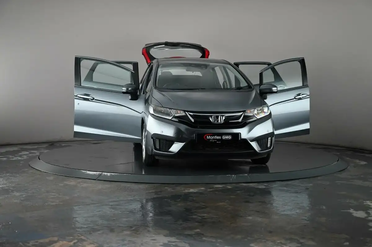 2017-honda-jazz-13-i-vtec-se-big-25