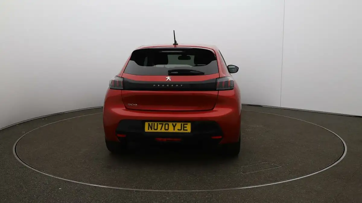 2020-peugeot-208-12-puretech-allure-100bhp-eat8-big-48