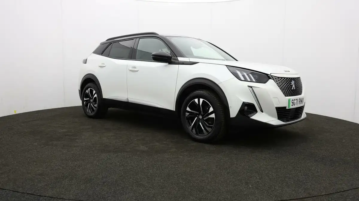 2021-peugeot-2008-suv-e-gt-big-39