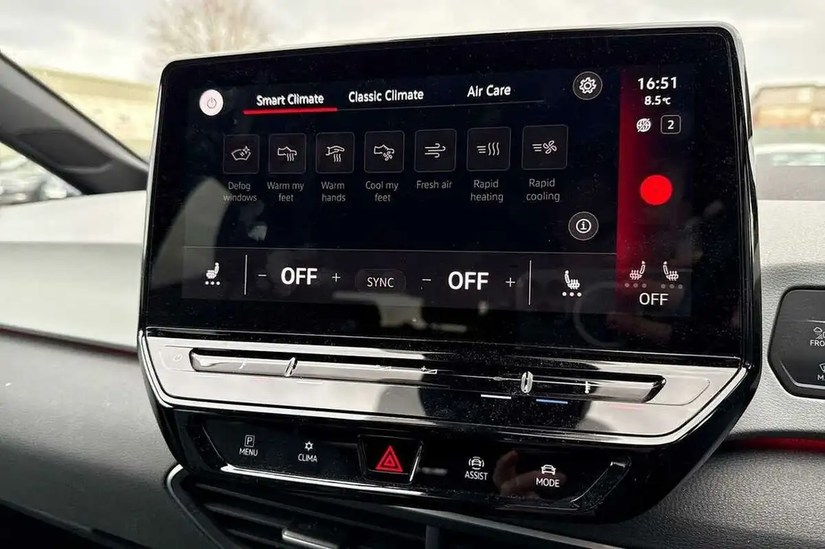 2020-volkswagen-id3-e-business-big-28
