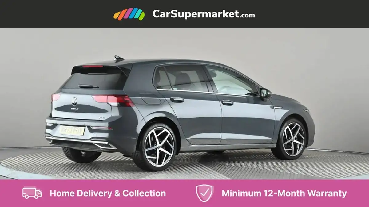 2023-volkswagen-golf-big-5